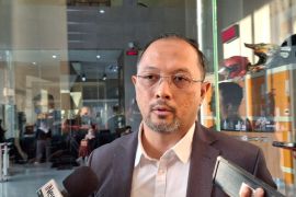 KPK jadwalkan ulang pemeriksaan eks Gubernur Kaltim Awang Faroek Ishak