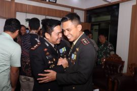 Kapolres Banjarbaru dan Dandim Banjar perkuat soliditas di HUT TNI