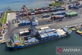 Ekonom paparkan strategi pertumbuhan ekonomi Sumbar 6,4 persen