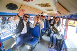 Pemkot Mojokerto ajak wisatawan keliling kota naik "shuttle car"