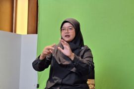 Juru bahasa isyarat harap penggunaan juru bahasa tak hanya di Peparnas