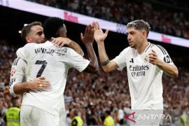 Barcelona jaga jarak dari Real Madrid