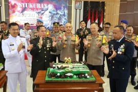 HUT Ke-79 TNI, Kapolda Babel beri kejutan kepada Korem 045/Gaya