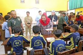 Kemarin, tim pendamping makan gratis hingga verifikasi hutan adat