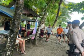 Polairud Polda Maluku edukasi warga pesisir jaga kerukunan jelang Pilkada 2024