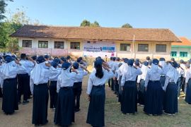 Siswa SMP Madiun dapat pengetahuan peran & manfaat APBN dari Kemenkeu