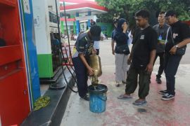 UPTD Metrologi Kota Madiun lakukan tera ulang takaran BBM SPBU
