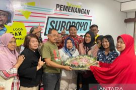 Pedagang Pasar Kembang Surabaya dukung Eri Cahyadi-Armuji