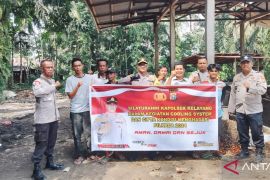 Kapolsek Kelayang ajak buruh bongkar muat jaga kamtibmas