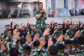 Kedatangan Satgas Pamtas RI-Malaysia di Palembang Page 5 Small
