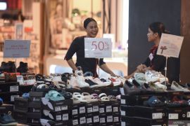 Makna deflasi pertama dalam 25 tahun terakhir di Indonesia