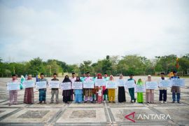 Baznas bagikan bantuan bagi 717 mustahik pada HUT Siak ke-25