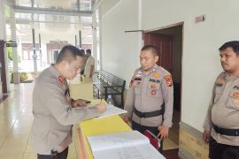 Kapolres Rohil cek pengamanan di Kantor KPU dan Bawaslu setempat