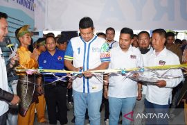 Resmikan Rumah Pemenangan di Tebing Tinggi, Bobby: catat keluhan masyarakat