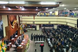 Sumanto kembali pimpin DPRD Jateng