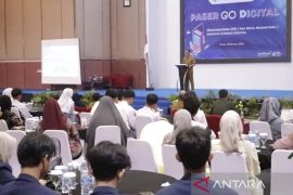 Diskominfo edukasi literasi digital  masyarakat Paser