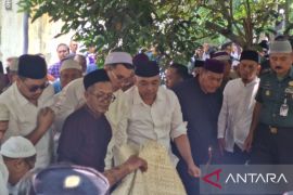 Mantan Bupati Tangerang dua periode Ismet Iskandar meninggal dunia