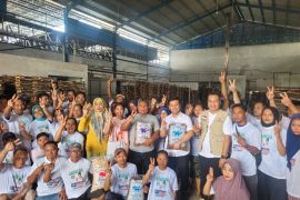 Emil komitmen kawal industri level menengah perluas lapangan kerja