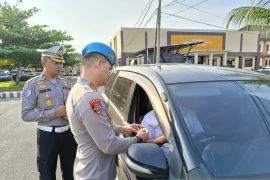 Hari ketiga Operasi Zebra Menumbing, Ditlantas dan Propam Polda Babel sasar kelengkapan kendaraan personel