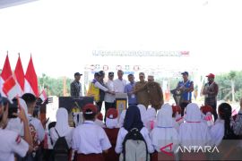 Jokowi resmikan ruas tol Kisaran - Indra Pura di Sumut