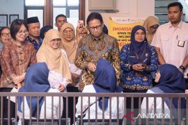 Peluncuran program nasional multivitamin untuk ibu hamil