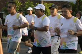 Topshop color run Lampung Page 1 Small