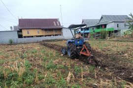 Satgas TMMD Ke-122 melaksanakan Program Ketahanan Pangan di Jeneponto