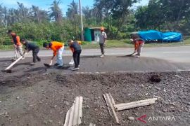 BPBD Mukomuko imbau warga waspadai gelombang pasang