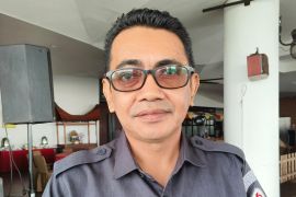 Bawaslu Pontianak temukan 300 APK langgar aturan