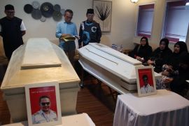 Banten kemarin, kedatangan jenazah korban SAM Air hingga makan gratis