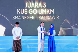Pj Gubernur Jatim apresiasi kegiatan Milenial Entrepreneur Awards 2024