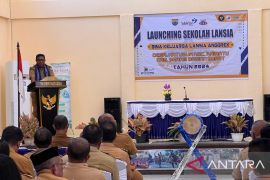 Pemkab SBB Maluku buka sekolah Lansia di Desa  Hatusua