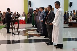 Pemkot Jayapura minta OPD beri pelayanan yang baik bagi warga