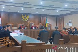 Tiga mantan pejabat Kemenhub dituntut 6-8 tahun penjara kasus jalur kereta api Besitang-Langsa