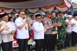 Penjabat Bupati menilai pawai taaruf simbol kebersamaan masyarakat Gumas