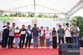 Layanan publik Botram Bekasi sapa warga Tambun Selatan pada Sabtu