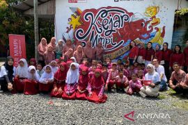 CIMB Niaga kejar mimpi "goes to school" sambangi SDN Pemurus Baru 3 Banjarmasin