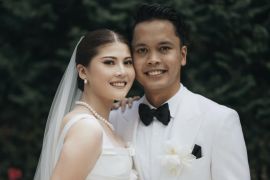 Anthony Ginting resmi menikah dengan Mitzi Abigail