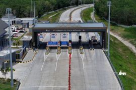 Tol Kuala Tanjung-Tebing Tinggi-Parapat seksi 3 segera dikenakan  tarif, berapa tarifnya ?