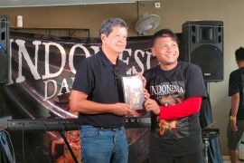 Rudy Octave luncurkan buku "Indonesia Darurat Irama"