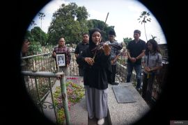 Ziarah makam guru WR Supratman di Tulungagung