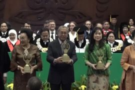 Dies Natalis ke-100, FH UI pertahankan sebagai pendidikan hukum terbaik di Indonesia