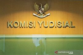 KY NTB atensi penundaan sidang putusan eksploitasi air di Trawangan