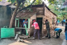 Riau bangun rumah layak huni bagi tiga KK prasejahtera