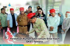 Jusuf Kalla resmikan Rumah Sakit Umum Sinar Kasih GKST Tentena