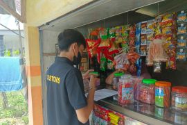 Satpol PP Lumajang gencarkan razia rokok ilegal tanpa pita cukai