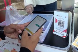 Pengusaha mikro di Sumbar beralih ke transaksi digital