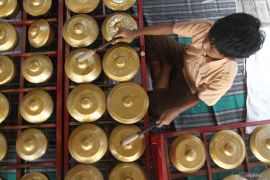 Pelatihan karawitan dan sinden untuk siswa SD di Ngawi