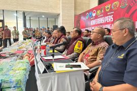 Kapolda Kalimantan Utara Hadiri Press Release Pengungkapan Jaringan Narkoba Internasional