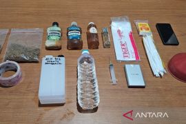 Pengedar tembakau sintetis dan sabu ditangkap, kasusnya bukan di Medan